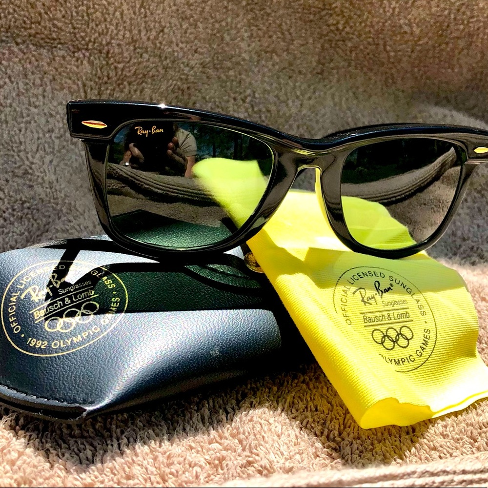 VINTAGE 1992 Olympic Ray Ban Wayfarer